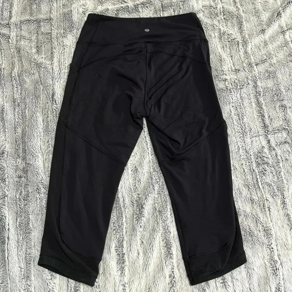 Lululemon Black Cropped Leggings